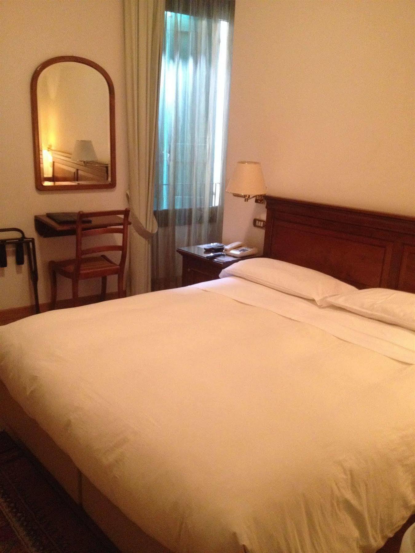 Hotel Al Castello Verona Exterior foto